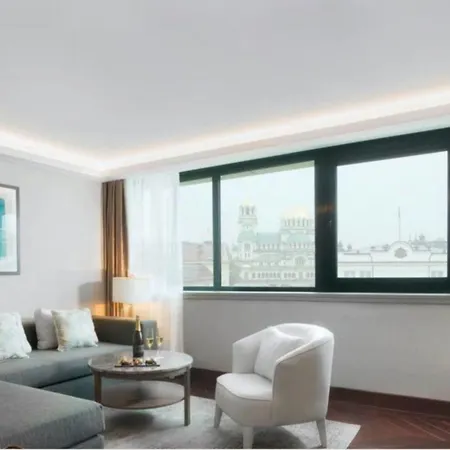Intercontinental By Ihg Hotel 5*